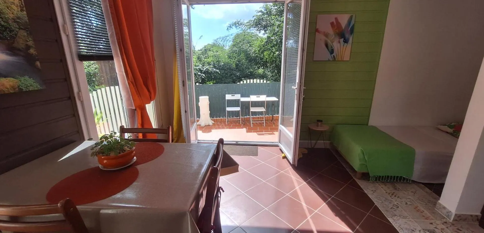 Escale Chez Joelle & Alain Bed & Breakfast Le Lamentin
