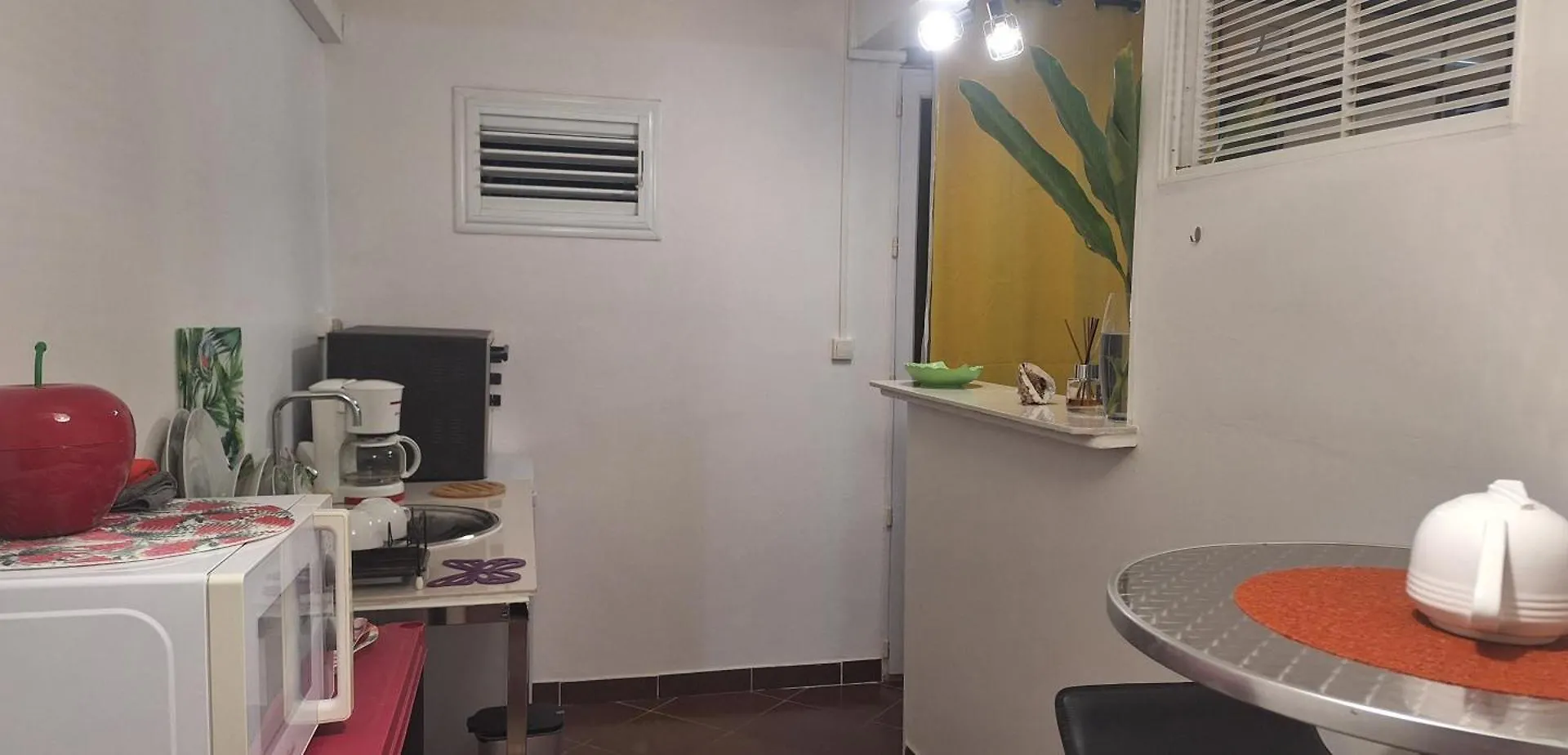 Escale Chez Joelle & Alain Bed & Breakfast Le Lamentin Martinique