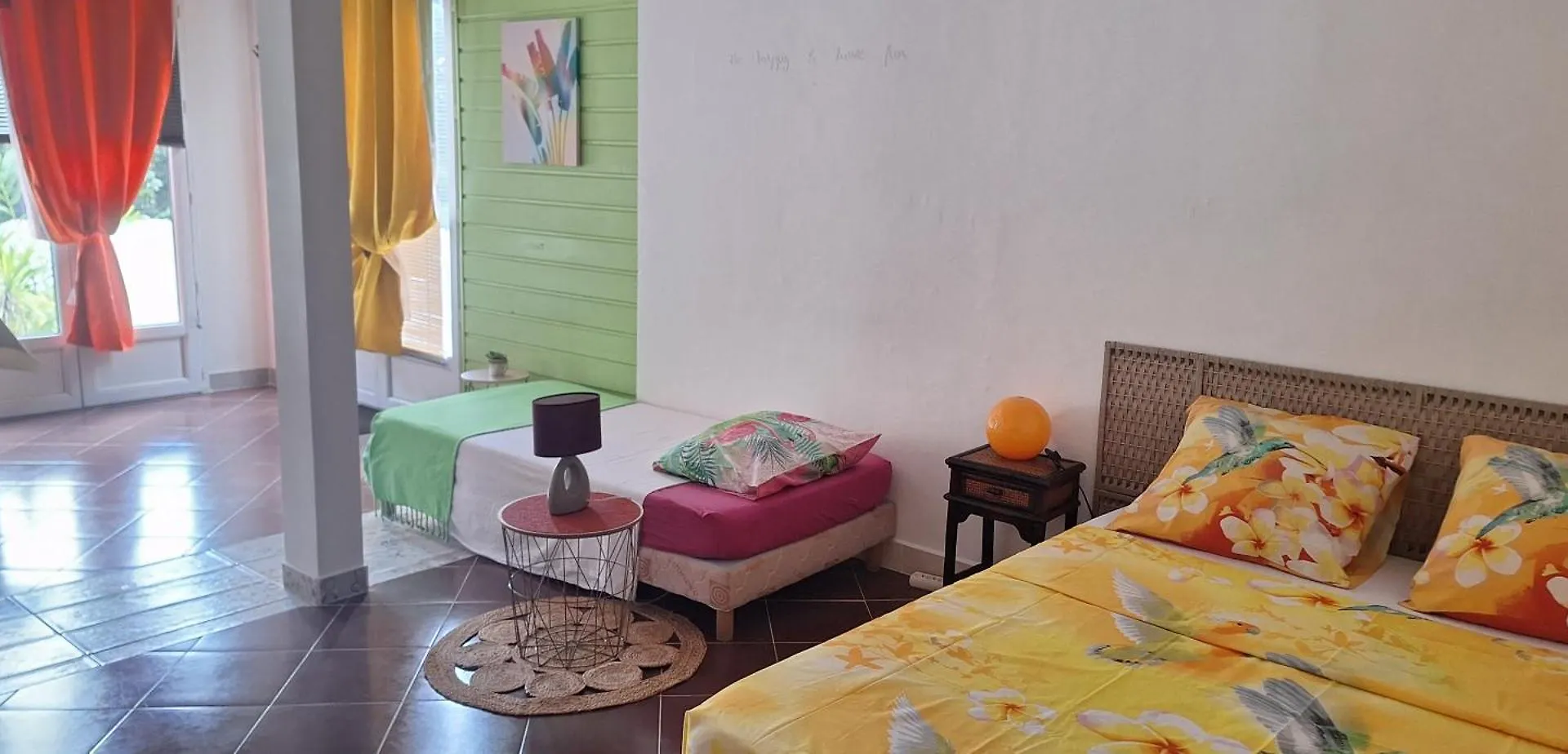 Escale Chez Joelle & Alain Bed & Breakfast Le Lamentin